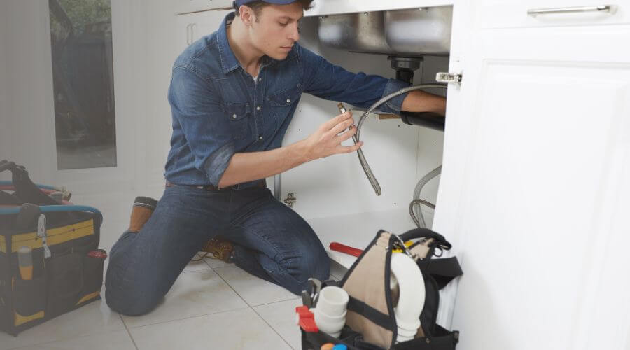 Local water heater installation in Manhattan, IL